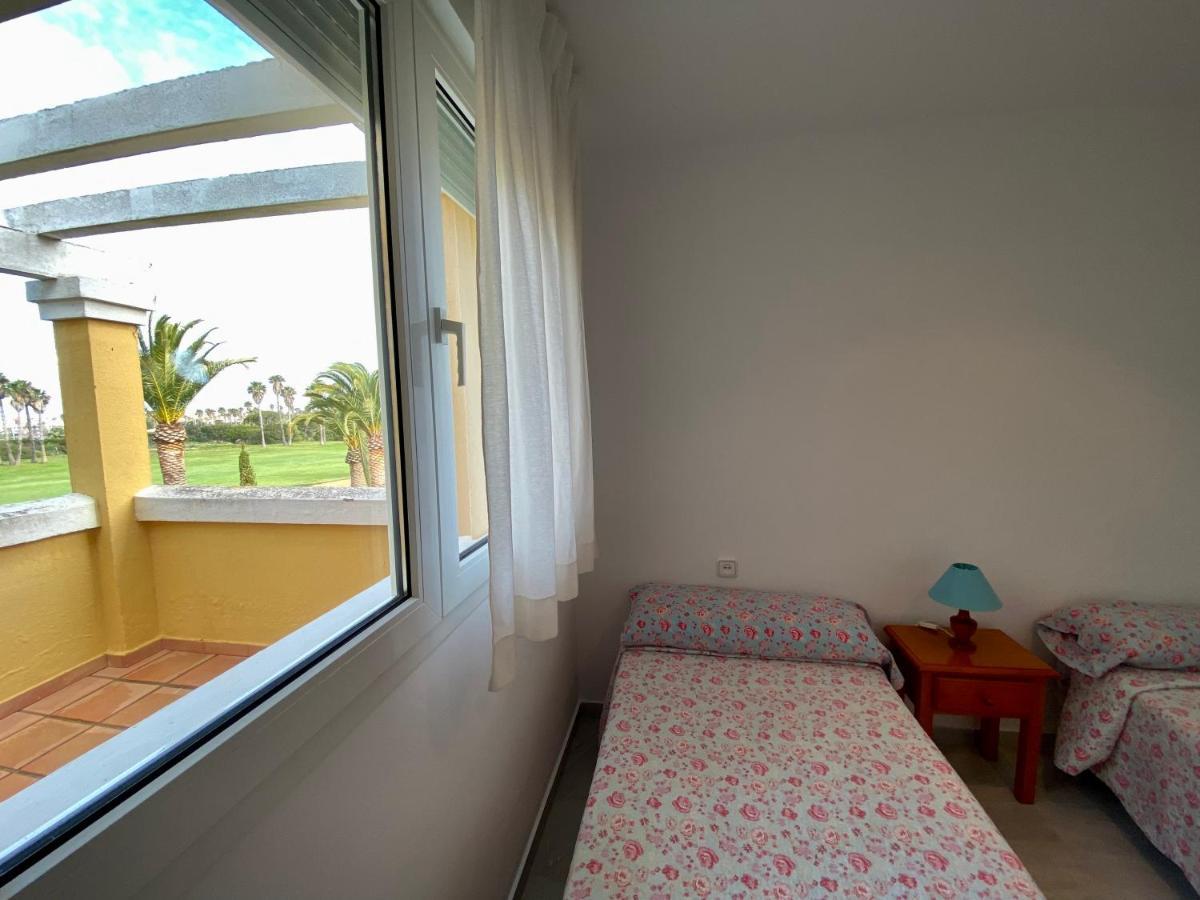Entre Hoyos Y La Playa Grupo Ac Gestion Villa Novo Sancti Petri Luaran gambar